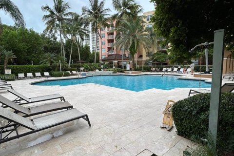 Copropriété à vendre à Aventura, Floride: 2 chambres, 109.62 m2 № 1401190 - photo 24