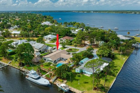 Villa ou maison à louer à Stuart, Floride: 3 chambres, 202.43 m2 № 636722 - photo 28