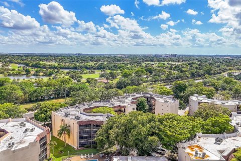 Condo in Plantation, Florida, 1 bedroom  № 1172187 - photo 12