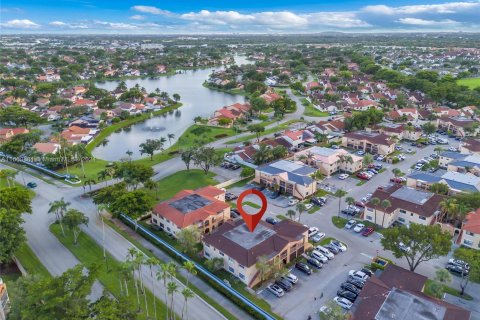 Copropriété à vendre à Hialeah, Floride: 2 chambres, 83.61 m2 № 1333612 - photo 7