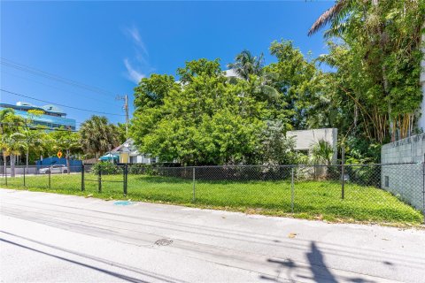 Villa ou maison à vendre à Miami Beach, Floride: 3 chambres, 172.15 m2 № 176465 - photo 15