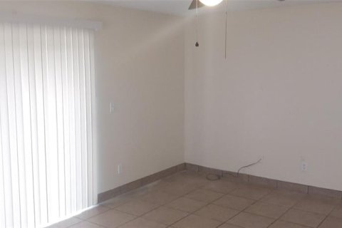 Apartment in Orange City, Florida 2 bedrooms, 88.44 sq.m. № 1398648 - photo 7