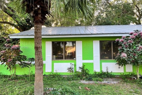 House in LaBelle, Florida 3 bedrooms, 120.4 sq.m. № 1102545 - photo 5