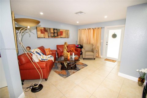 Villa ou maison à vendre à Homestead, Floride: 3 chambres, 110.93 m2 № 825073 - photo 7