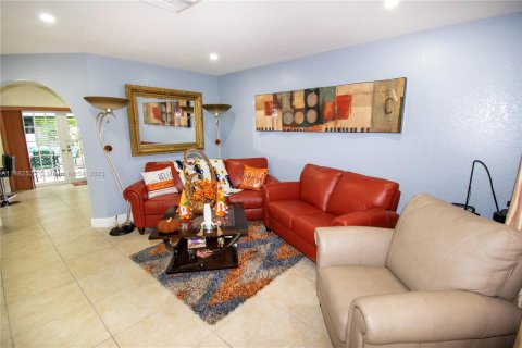 Villa ou maison à vendre à Homestead, Floride: 3 chambres, 110.93 m2 № 825073 - photo 6