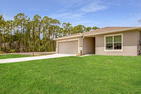 House in Royal Highlands by Focus Homes in Brooksville, Florida 4 bedrooms, 250 sq.m. № 396535 - photo 6
