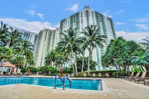 Condo in Fort Lauderdale, Florida, 2 bedrooms  № 1152160 - photo 28