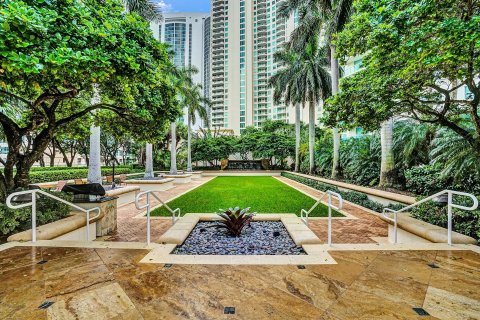 Condominio en venta en Fort Lauderdale, Florida, 2 dormitorios, 100.33 m2 № 1152160 - foto 23