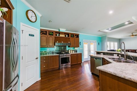 Villa ou maison à vendre à Clewiston, Floride: 7 chambres № 940548 - photo 8