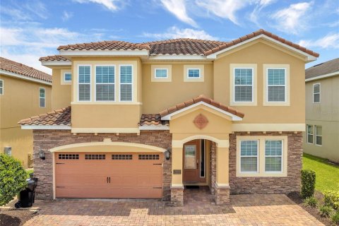 Villa ou maison à vendre à Kissimmee, Floride: 10 chambres, 439.43 m2 № 531113 - photo 1