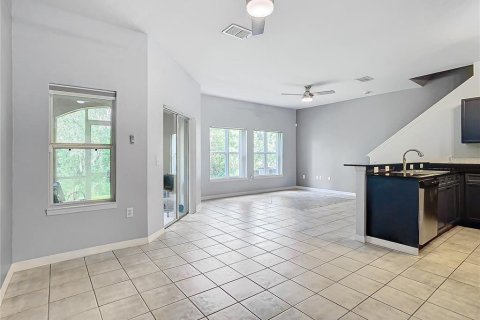 Touwnhouse à vendre à Tampa, Floride: 3 chambres, 161.28 m2 № 1343319 - photo 10