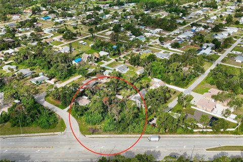 Terreno en venta en Englewood, Florida № 620677 - foto 1