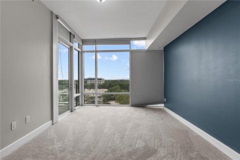 Condo in Orlando, Florida, 2 bedrooms  № 1407903 - photo 11