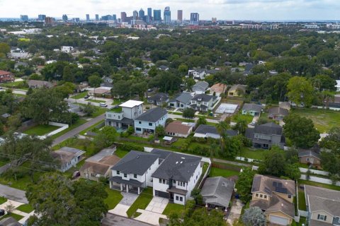 Villa ou maison à vendre à Tampa, Floride: 5 chambres, 326.55 m2 № 1357699 - photo 27