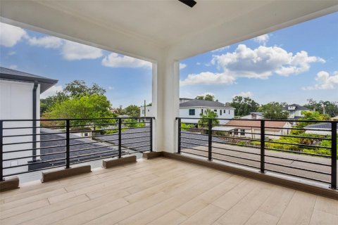 Villa ou maison à vendre à Tampa, Floride: 5 chambres, 326.55 m2 № 1357699 - photo 22