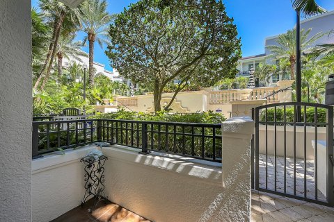 Condo in West Palm Beach, Florida, 1 bedroom  № 1186619 - photo 29