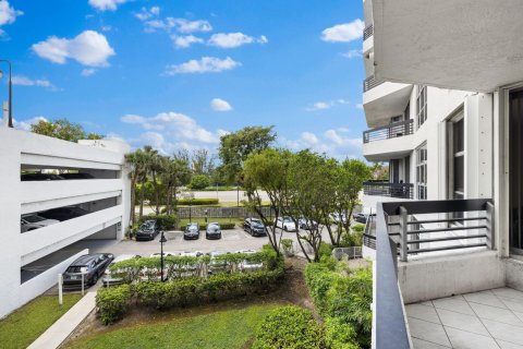 Condo in Aventura, Florida, 2 bedrooms  № 1175076 - photo 18