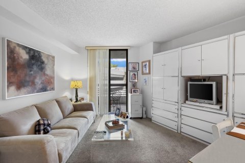 Condo in Aventura, Florida, 2 bedrooms  № 1175076 - photo 21