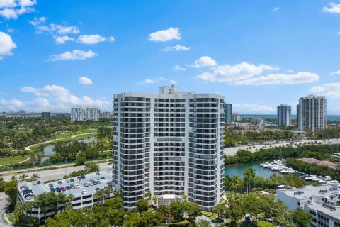 Condo in Aventura, Florida, 2 bedrooms  № 1175076 - photo 8