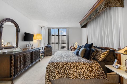 Condo in Aventura, Florida, 2 bedrooms  № 1175076 - photo 26