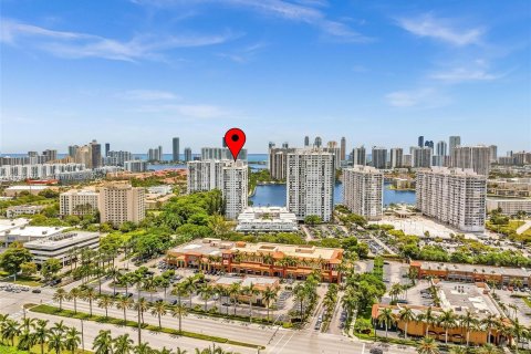 Condo in Aventura, Florida, 2 bedrooms  № 1304960 - photo 2