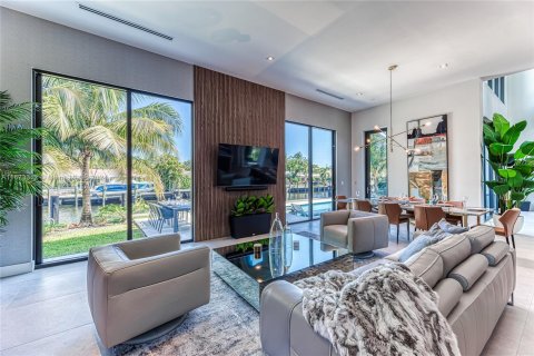 Casa en alquiler en Fort Lauderdale, Florida, 6 dormitorios, 500.46 m2 № 1396177 - foto 7