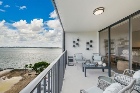 Condominio en venta en Miami, Florida, 1 dormitorio, 98.85 m2 № 1439972 - foto 11