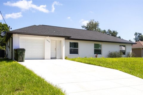 House in North Port, Florida 3 bedrooms, 120.22 sq.m. № 1334281 - photo 24