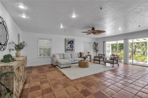 Villa ou maison à vendre à Riverview, Floride: 3 chambres, 186.83 m2 № 1351477 - photo 6