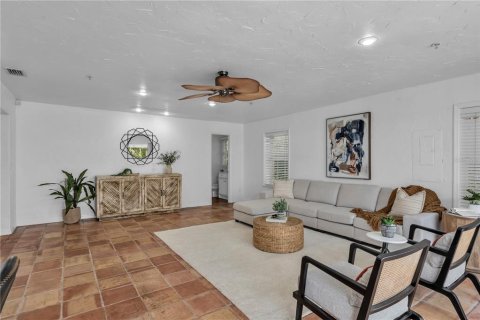 Casa en venta en Riverview, Florida, 3 dormitorios, 186.83 m2 № 1351477 - foto 7