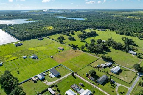 Terreno en venta en Fish Hawk, Florida № 1351545 - foto 10