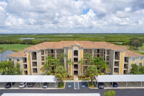 Copropriété à vendre à Bradenton, Floride: 2 chambres, 104.14 m2 № 1351478 - photo 6