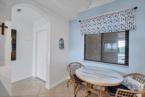 Copropriété à vendre à Bradenton, Floride: 2 chambres, 104.14 m2 № 1351478 - photo 24