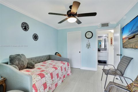 Condo in Deerfield Beach, Florida, 2 bedrooms  № 1232038 - photo 18