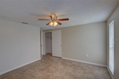 House in Holiday, Florida 3 bedrooms, 154.68 sq.m. № 1252540 - photo 23