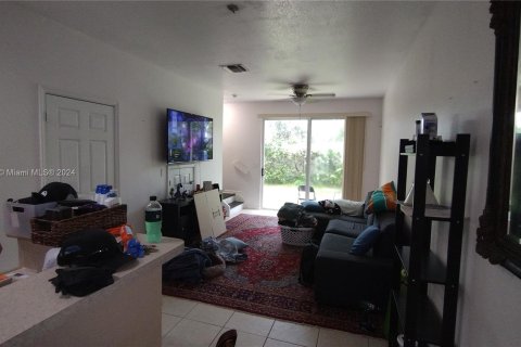 Adosado en venta en Tamarac, Florida, 3 dormitorios, 118.17 m2 № 1294077 - foto 4