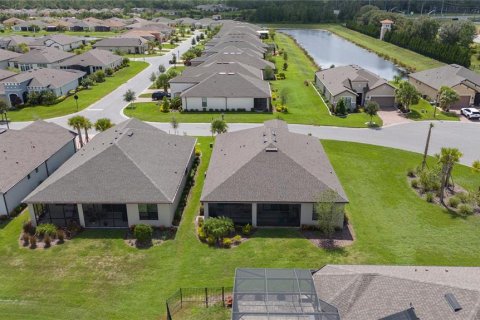 Villa ou maison à vendre à Kissimmee, Floride: 3 chambres, 184.69 m2 № 1290113 - photo 30