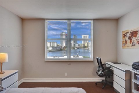Copropriété à vendre à Hallandale Beach, Floride: 2 chambres, 117.15 m2 № 1215546 - photo 9
