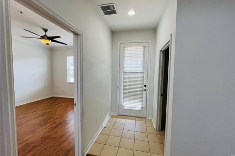 Townhouse in Orlando, Florida 3 bedrooms, 146.6 sq.m. № 1340824 - photo 24