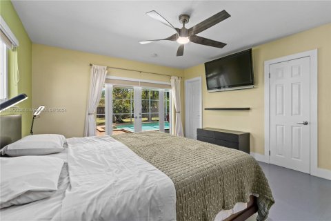 Villa ou maison à vendre à Palmetto Bay, Floride: 3 chambres, 218.78 m2 № 1128637 - photo 29