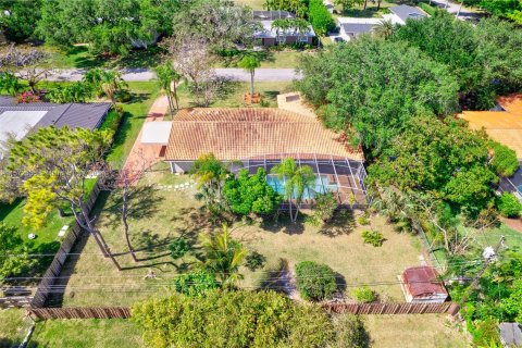 Villa ou maison à vendre à Palmetto Bay, Floride: 3 chambres, 218.78 m2 № 1128637 - photo 27
