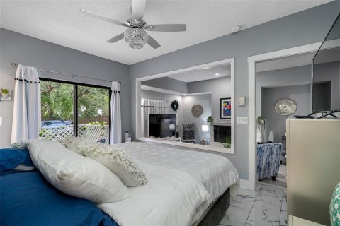 Condo in Tampa, Florida, 1 bedroom  № 1417474 - photo 16