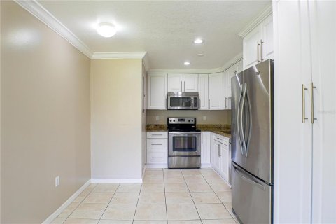 House in Port Charlotte, Florida 2 bedrooms, 76.64 sq.m. № 1424672 - photo 5