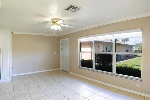 House in Port Charlotte, Florida 2 bedrooms, 76.64 sq.m. № 1424672 - photo 2