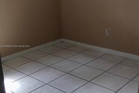 Copropriété à vendre à Miami, Floride: 3 chambres, 120.77 m2 № 1151274 - photo 7