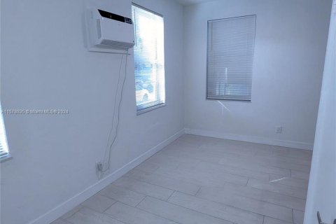 Studio in the Condo in Miami Beach, Florida  № 1151273 - photo 4