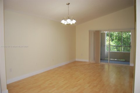 Copropriété à louer à Oakland Park, Floride: 1 chambre, 74.69 m2 № 1345669 - photo 9