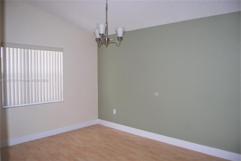 Copropriété à louer à Oakland Park, Floride: 1 chambre, 74.69 m2 № 1345669 - photo 11