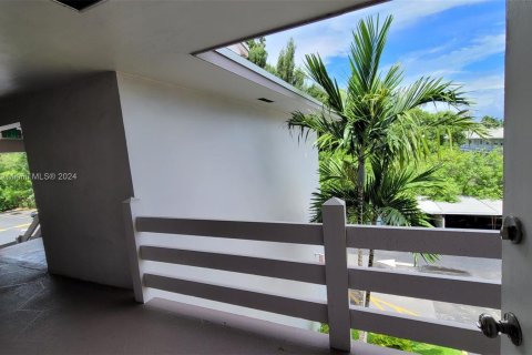 Condominio en alquiler en Hallandale Beach, Florida, 1 dormitorio, 66.89 m2 № 1345668 - foto 29