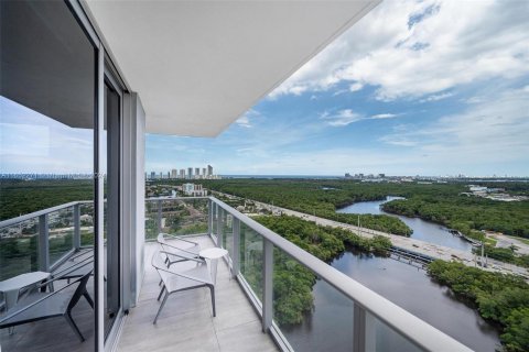 Copropriété à louer à North Miami Beach, Floride: 3 chambres, 144.56 m2 № 1345585 - photo 4